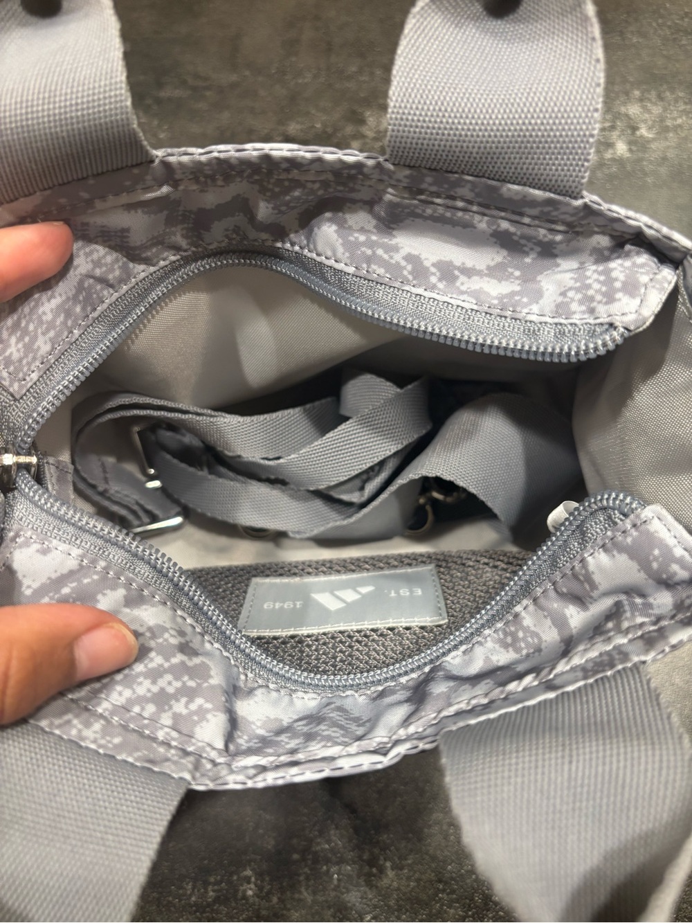 Adidas - Picture 3 of 3